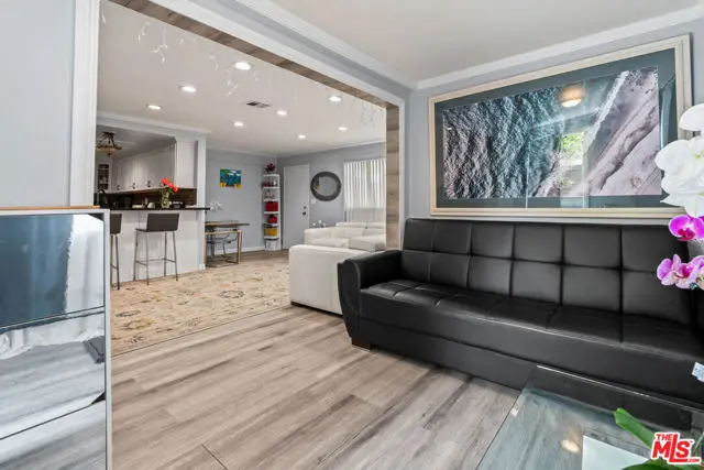 6214 Goodland Avenue, North Hollywood, CA 91606 - #2