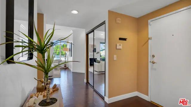13920 Moorpark Street #106, Sherman Oaks, CA 91423 - #3