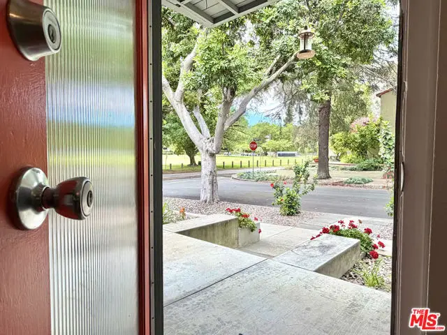 10683 Valleyheart Drive, Studio City, CA 91604 - #3