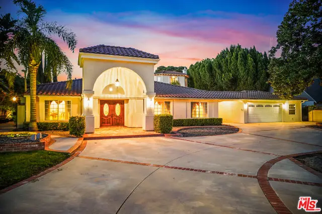 10655 Camarillo Street, Toluca Lake, CA 91602 - #2