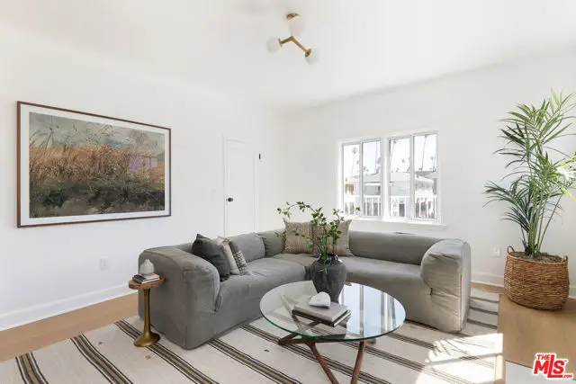 1221 5th Avenue #4, Los Angeles, CA 90019 - #3