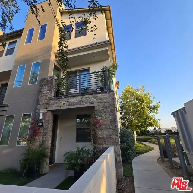 19549 Cardigan Drive, Northridge, CA 91324 - #2