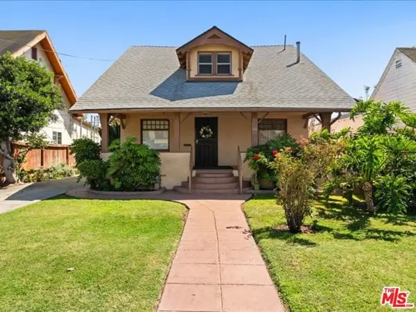 144 W 45th Street, Los Angeles, CA 90037