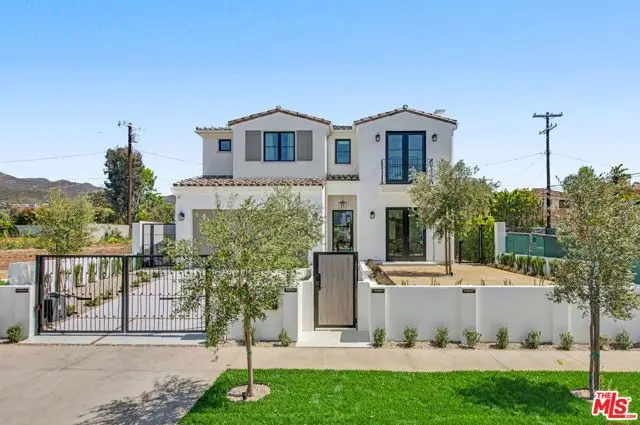 16011 Miami Way, Pacific Palisades, CA 90272 - #1