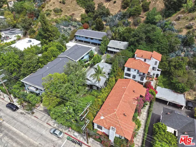 2592 N Beachwood Drive, Los Angeles, CA 90068 - #1