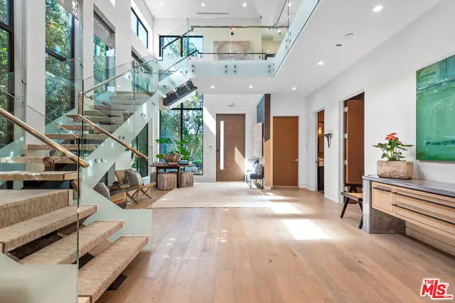 346 N Laurel Avenue, Los Angeles, CA 90048 - #2