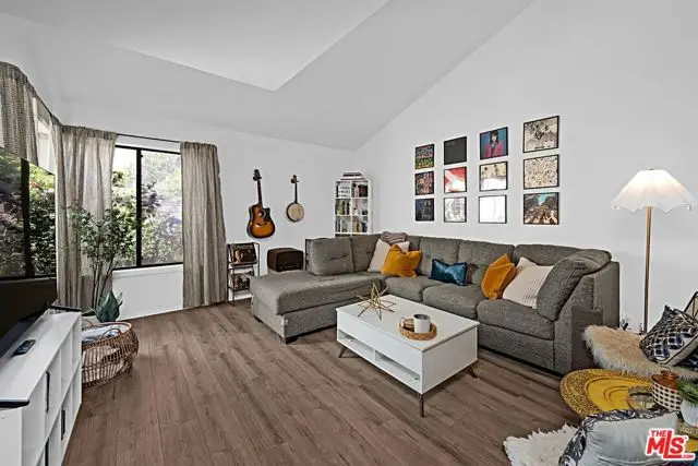 620 W Hyde Park Boulevard #117, Inglewood, CA 90302 - #1