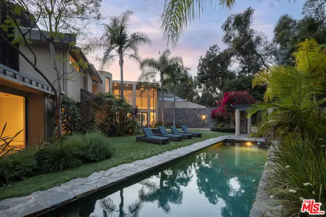 1060 Oakmont Street, Los Angeles, CA 90049 - #2
