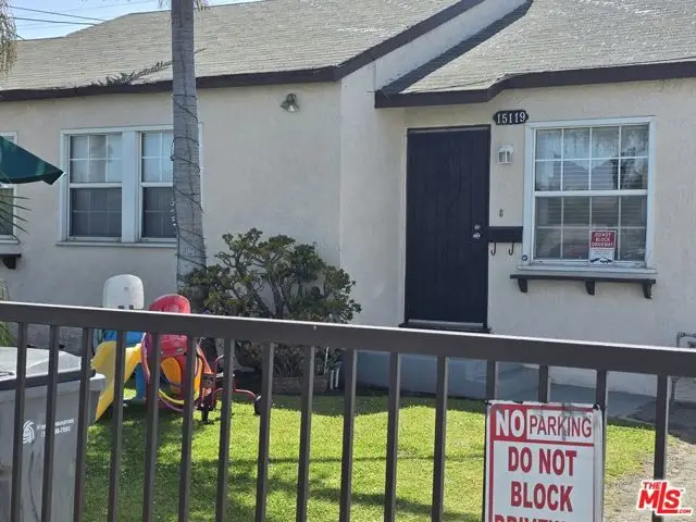15119 Atkinson Boulevard, Gardena, CA 90249 - #2
