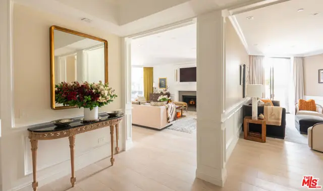 300 N Swall Drive #105, Beverly Hills, CA 90211 - #3