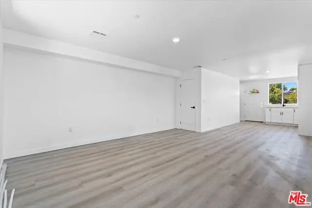 850 W Gage Avenue, Los Angeles, CA 90044 - #3