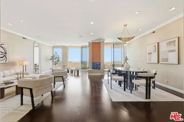 1333 S Beverly Glen Boulevard #902, Los Angeles, CA 90024
