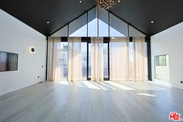 2230 Glendale Boulevard, Los Angeles, CA 90039 - #3