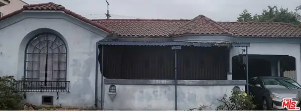 3018 S Victoria Avenue, Los Angeles, CA 90016