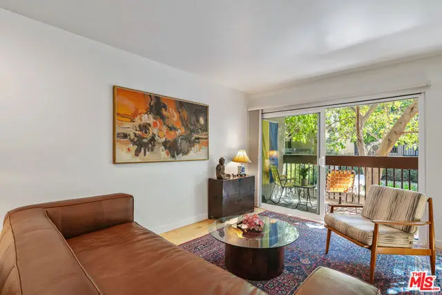 950 N Kings Road #106, West Hollywood, CA 90069 - #1