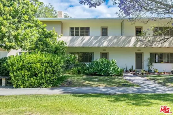 5467 Village, Los Angeles, CA 90016