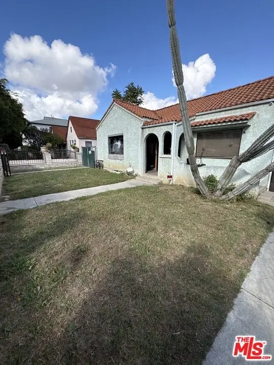 1340 S Mansfield Avenue, Los Angeles, CA 90019 - #1