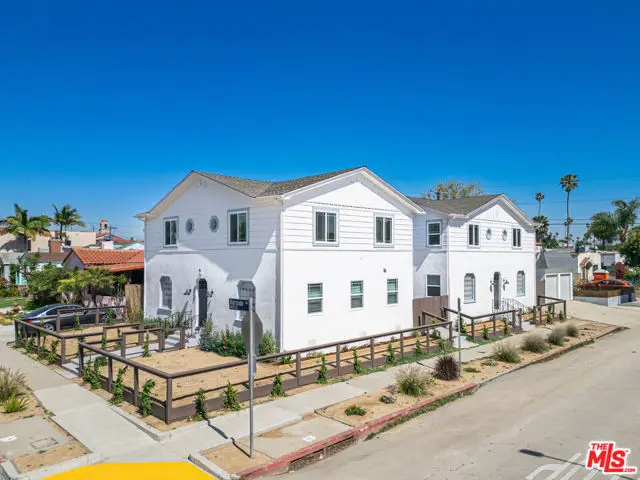 5315 Saturn Street, Los Angeles, CA 90019 - #3