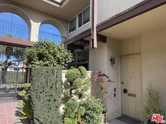 5346 Fairview Boulevard, Los Angeles, CA 90056 - #3