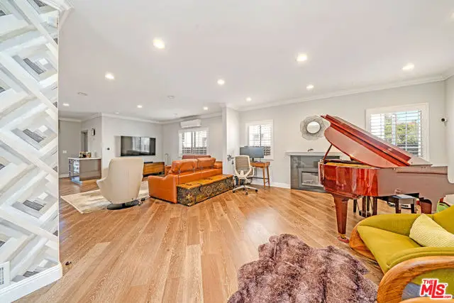 681 S Bronson Avenue, Los Angeles, CA 90005 - #3