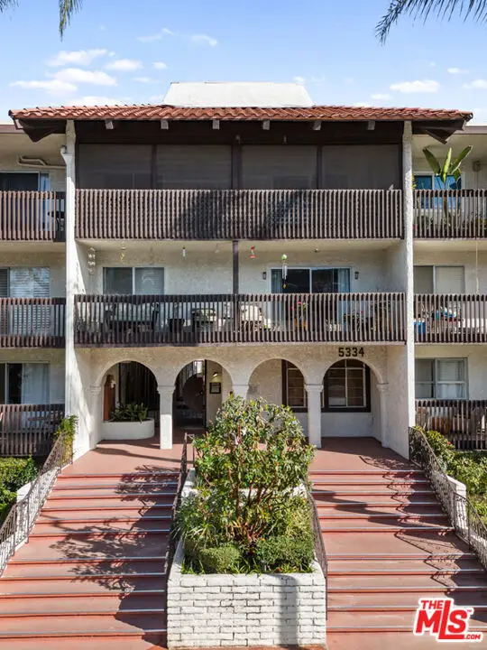 5334 Lindley Avenue #340, Encino (los Angeles), CA 91316