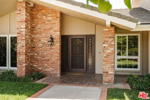 280 Cummings Road, Santa Paula, CA 93060 - #2
