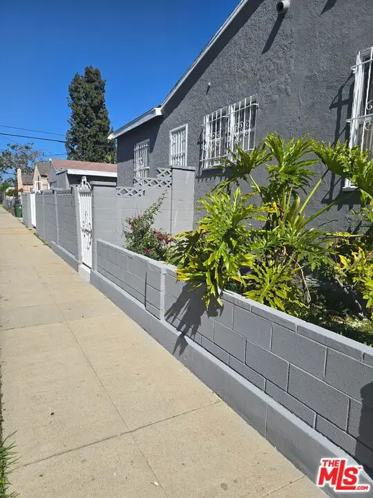 5959 Arlington Avenue, Los Angeles, CA 90043 - #3