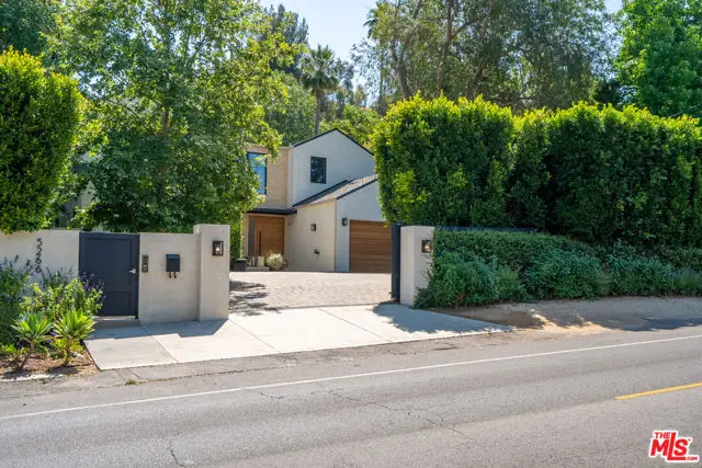 5266 Vanalden Avenue, Tarzana, CA 91356 - #2