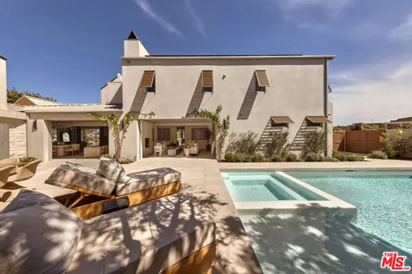 1399 Galaxy Drive, Newport Beach, CA 92660