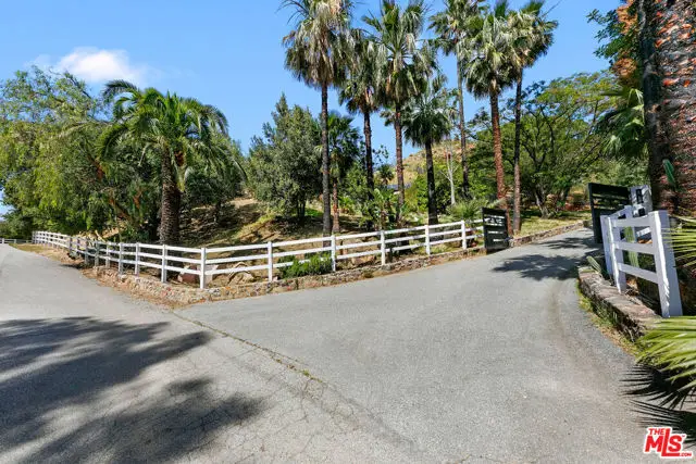 260 Loma Metisse Road, Malibu, CA 90265 - #3