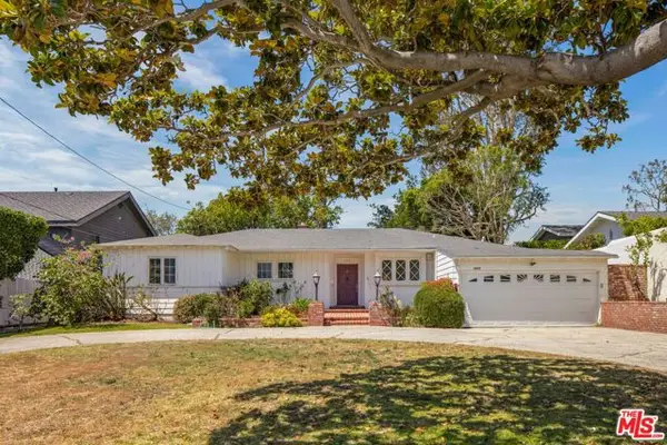 1015 San Vicente Boulevard, Santa Monica, CA 90402