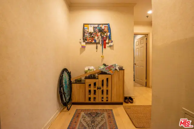1040 4th Street #107, Santa Monica, CA 90403 - #2