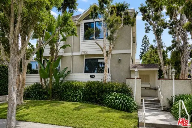 1754 11th Street #101, Santa Monica, CA 90404 - #2