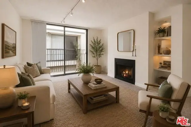 11645 Montana Avenue #206, Los Angeles, CA 90049 - #3