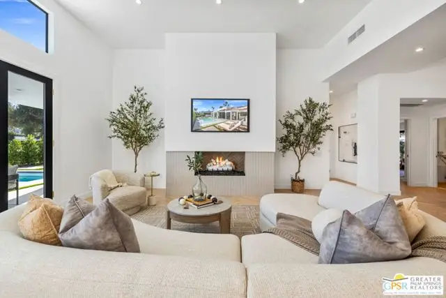 2300 S Calle Palo Fierro, Palm Springs, CA 92264 - #2
