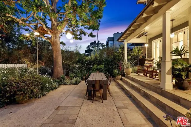 821 Amoroso Place, Venice, CA 90291 - #2