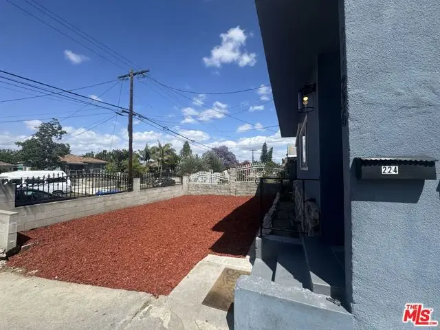 224 W 107th Street, Los Angeles, CA 90003 - #3