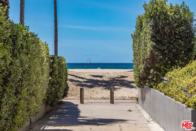 29 27th Avenue, Venice, CA 90291 - #2