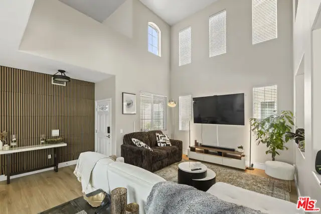 20509 Bergamo Way, Porter Ranch, CA 91326 - #3