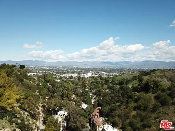 3905 N Hopevale Drive, Sherman Oaks (los Angeles), CA 91403