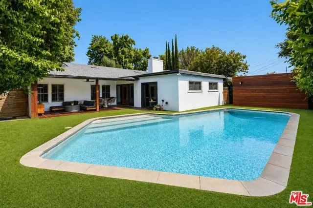 5245 Ventura Canyon Avenue, Sherman Oaks, CA 91401 - #1