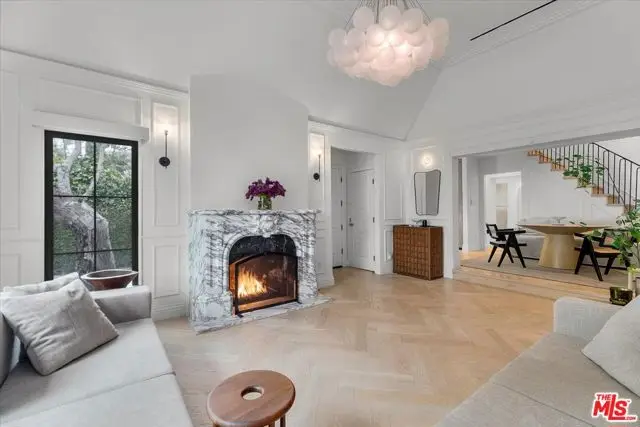 161 S Laurel Avenue, Los Angeles, CA 90048 - #2