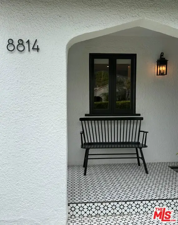 8814 Rosewood Avenue, Los Angeles, CA 90048 - #2