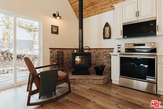 630 Victoria Lane, Sugarloaf, CA 92386 - #3