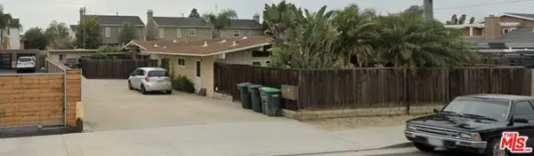 317 University Drive, Costa Mesa, CA 92627