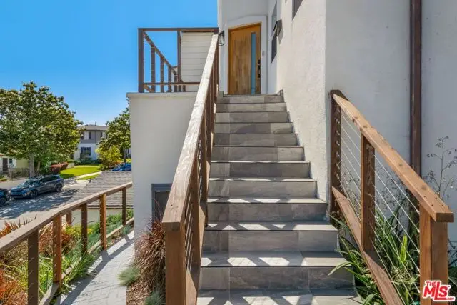 4261 Palmero Boulevard, Los Angeles, CA 90008 - #3