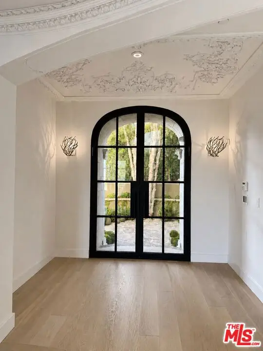 2680 Bowmont Drive, Beverly Hills, CA 90210 - #3
