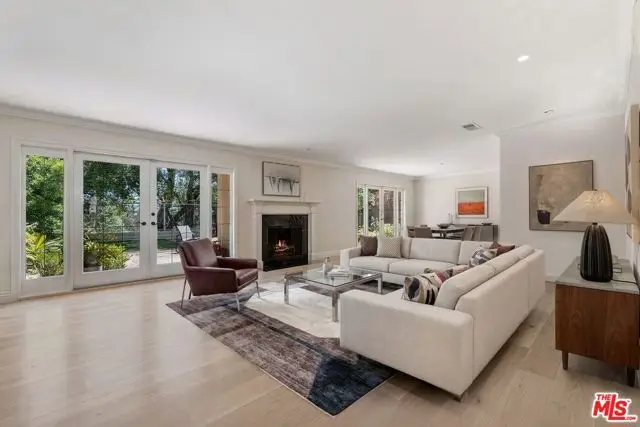 2792 Bottlebrush Drive, Los Angeles, CA 90077 - #2