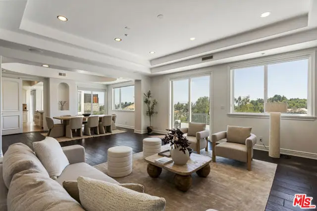4726 San Sebastian Drive, Woodland Hills, CA 91364 - #1