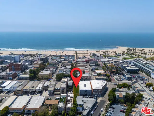 1816 Pacific Avenue, Venice, CA 90291 - #1